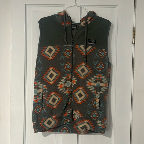 Free Nature Fleece Men’s Vest - Picture 1 of 3